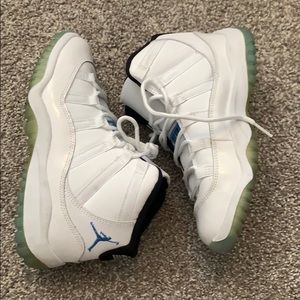 Jordan retro 11s